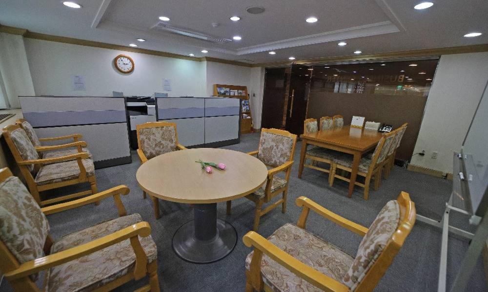 Admiral Hotel Kodzse Kültér fotó