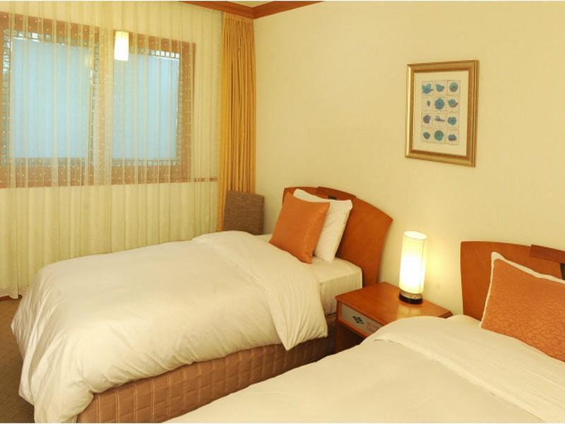 Admiral Hotel Kodzse Kültér fotó