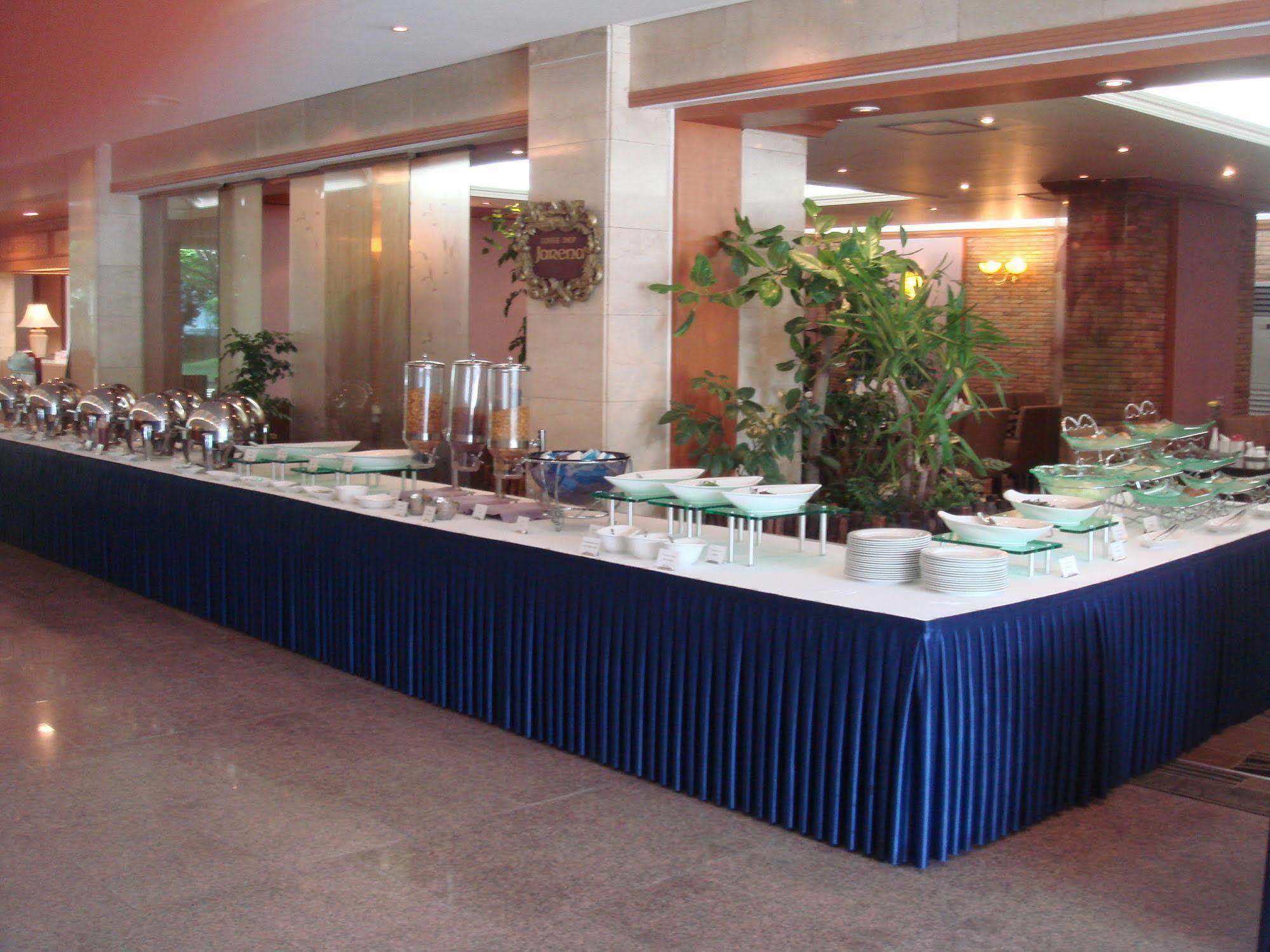 Admiral Hotel Kodzse Kültér fotó